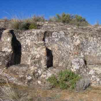 Click para ampliar. Pulsa en el nombre para ver la ficha. Buendía. Altar de los Tres Tronos