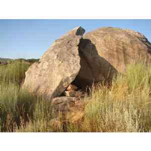 Click para ampliar. Pulsa en el nombre para ver la ficha. ¿Dolmen?