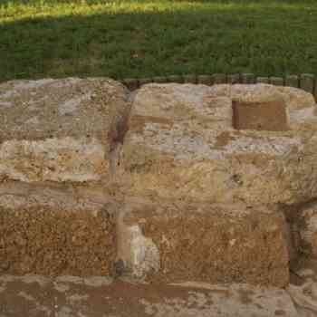 Click para ampliar. Pulsa en el nombre para ver la ficha. NECROPOLIS DE GADIR (Cadiz).Tumba de cista