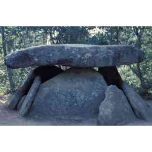 Click para ampliar. Pulsa en el nombre para ver la ficha. Megalito-Dólmen de Axeitos