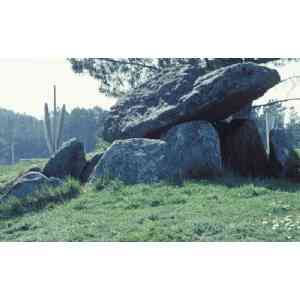 Click para ampliar. Pulsa en el nombre para ver la ficha. Megalito-Dólmen de San Colmado