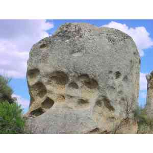 Click para ampliar. Pulsa en el nombre para ver la ficha. Alvéolos erosivos en roca granítica