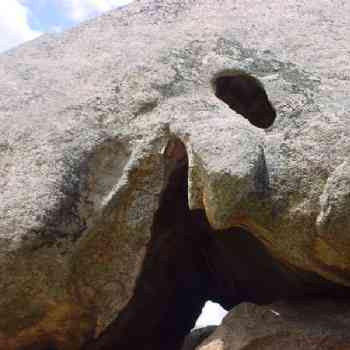 Click para ampliar. Pulsa en el nombre para ver la ficha. Taffoni con orificio erosivo