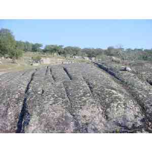 Click para ampliar. Pulsa en el nombre para ver la ficha. Diaclasas en granitos