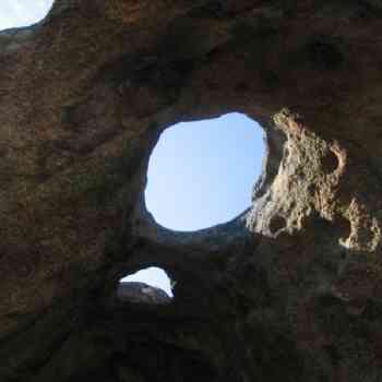 Click para ampliar. Pulsa en el nombre para ver la ficha. Gran taffoni con orificio erosivo