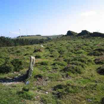 Click para ampliar. Pulsa en el nombre para ver la ficha. Mojón en el camino (Pena Faladora)