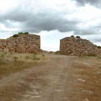 Click para ampliar. Pulsa en el nombre para ver la ficha. Castro de Las Labradas. Puerta de la muralla 1
