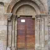 Click para ampliar. Santa María de Carracedo (León). Portada románica.