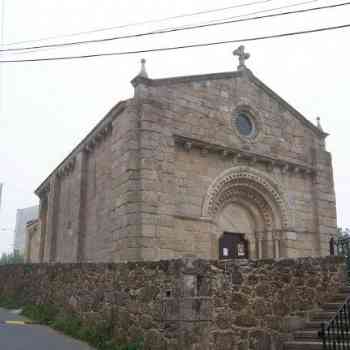 Visa general de la iglesia de San Tirso de Oseiro (Arteixo). Coruña.