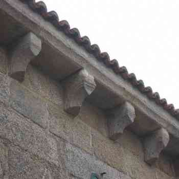 Click para ampliar. Pulsa en el nombre para ver la ficha. Canecillos de San Tirso de Oseiro (Arteixo). Coruña.