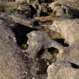 Click para ampliar. Piedras perforadas - La Nava del Barco - Caso 11 (2)