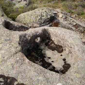 Click para ampliar. Pulsa en el nombre para ver la ficha. Piedras perforadas
Caso 3 - I