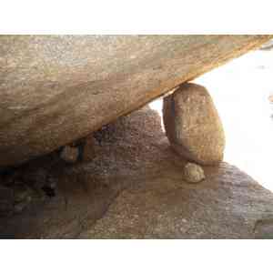 Click para ampliar. Pulsa en el nombre para ver la ficha. Ulaca - Conjunto Lítico - Elemento 4 - ¿Calzo?