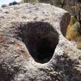 Click para ampliar. Piedras perforadas
Caso 1 - III