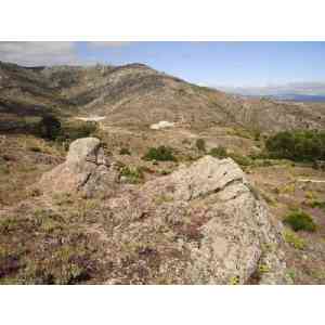 Click para ampliar. Pulsa en el nombre para ver la ficha. Ulaca - Vista derecha desde la entrada