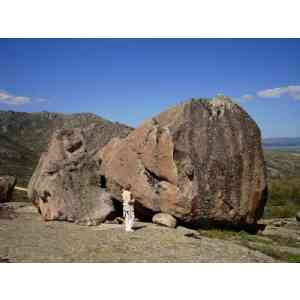 Click para ampliar. Pulsa en el nombre para ver la ficha. Ulaca - Conjunto Lítico - Elementos 2 y 4