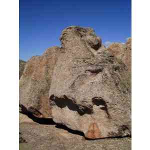 Click para ampliar. Pulsa en el nombre para ver la ficha. Ulaca - Conjunto Lítico - Elemento 2 - Lateral