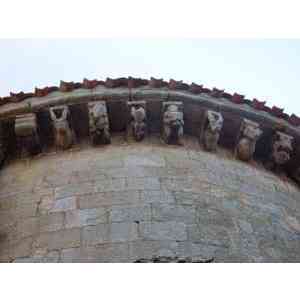 Click para ampliar. Pulsa en el nombre para ver la ficha. Cervatos. Canecillos 2.