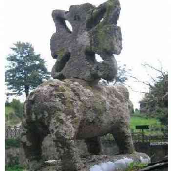 Click para ampliar. Pulsa en el nombre para ver la ficha. Verraco de la iglesia de Cabanas