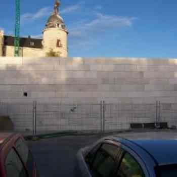 Click para ampliar. Pulsa en el nombre para ver la ficha. Muro pantalla en Simancas