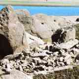 Click para ampliar. Dolmen de Navalcán - cazoletas 2