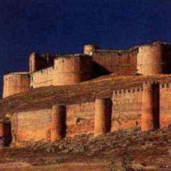Click para ampliar. Pulsa en el nombre para ver la ficha. Castillo y parte de las murallas de Berlanga de Duero