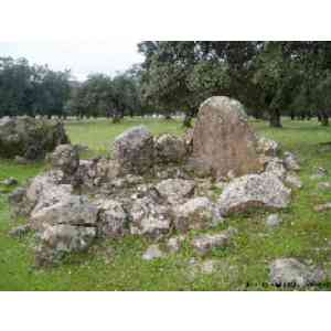 Click para ampliar. Pulsa en el nombre para ver la ficha. Badajoz - Dólmen Caballeria .Salvaleon