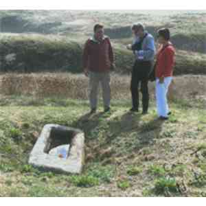 Click para ampliar. Pulsa en el nombre para ver la ficha. BARCA DE PIEDRA DE SANTA COMBA NA INSUA DO MEDIO JUNTO AL CABO PRIOR