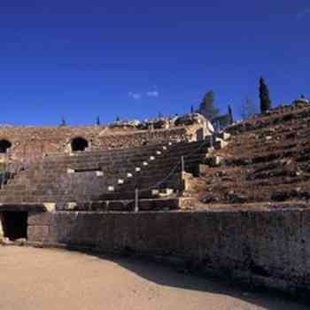 Click para ampliar. Pulsa en el nombre para ver la ficha. Gradas del anfiteatro de Mérida