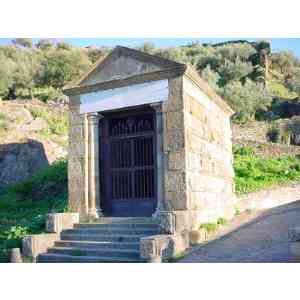 Click para ampliar. Pulsa en el nombre para ver la ficha. Templo Puente de Alcántara 4