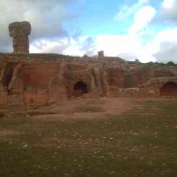 Click para ampliar. Pulsa en el nombre para ver la ficha. Tiermes - Casas Trogloditas