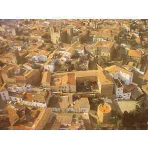 Click para ampliar. Pulsa en el nombre para ver la ficha. Foto aérea de Cáceres