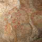 Alveolos con pinturas rupestres