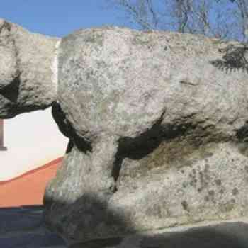 Click para ampliar. Pulsa en el nombre para ver la ficha. Zoomorfo Rectoral de Cines