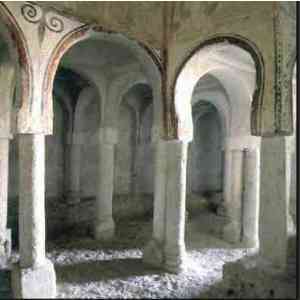Click para ampliar. Pulsa en el nombre para ver la ficha. San Baudelio de Berlanga, interior, columnas
