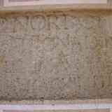 Click para ampliar. Ara funeraria de un Norbano (Cáceres)