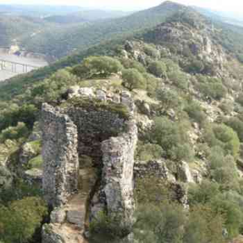 Click para ampliar. Pulsa en el nombre para ver la ficha. Torre del Castillo de Monfragüe