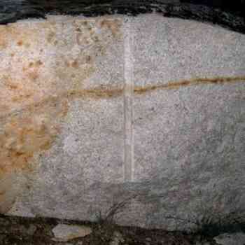 Click para ampliar. Pulsa en el nombre para ver la ficha. Extracción de piedra (huella de