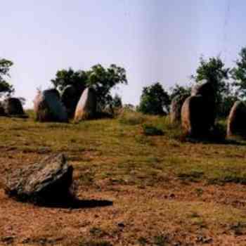 Click para ampliar. Pulsa en el nombre para ver la ficha. Alentejo (Portugal): Cromeleque de Almendres (3).