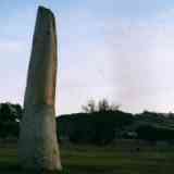 Click para ampliar. Alentejo (Portugal): Menhir de Telheiro.