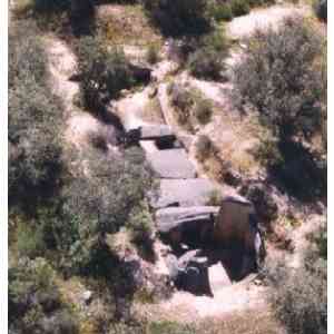 Click para ampliar. Pulsa en el nombre para ver la ficha. Dólmen del Lácara foto aerea