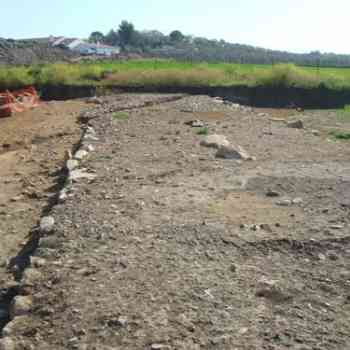 Click para ampliar. Pulsa en el nombre para ver la ficha. Calzada romana excavada