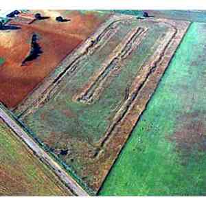 Click para ampliar. Pulsa en el nombre para ver la ficha. Circo (hipódromo) romano de Miróbriga (Santiago do Cacém PT)