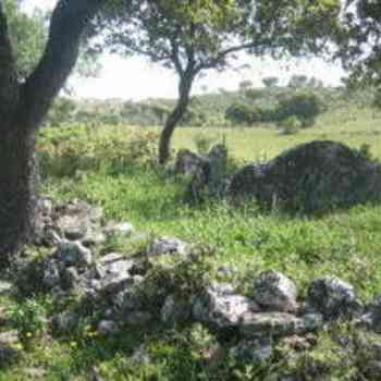 Click para ampliar. Pulsa en el nombre para ver la ficha. Santiago de Alcántara - Dolmen de La Garrapata