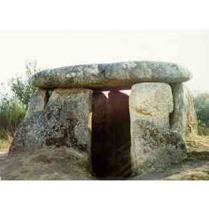 Click para ampliar. Pulsa en el nombre para ver la ficha. Moura. Dolmen