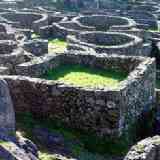 Click para ampliar. Santa Tecla - Construcción cuadrada.