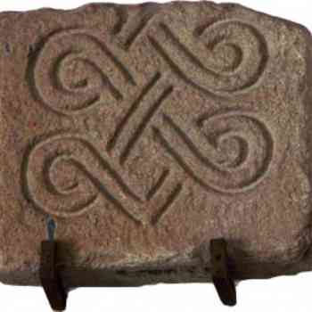 Click para ampliar. Pulsa en el nombre para ver la ficha. Estela con sogueado - Santa Tecla (3).